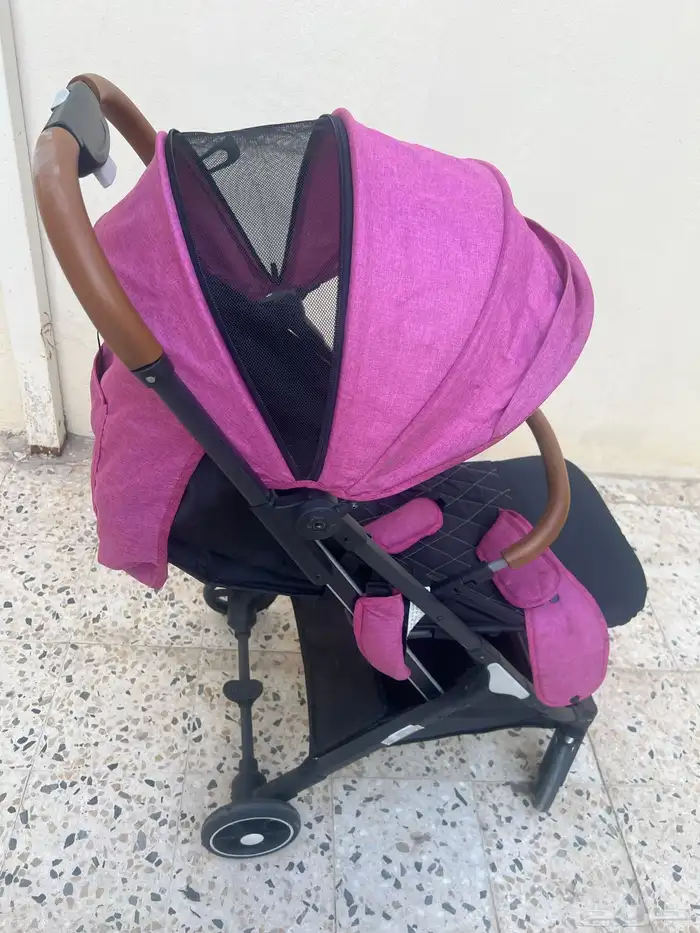 عربة اطفال 1