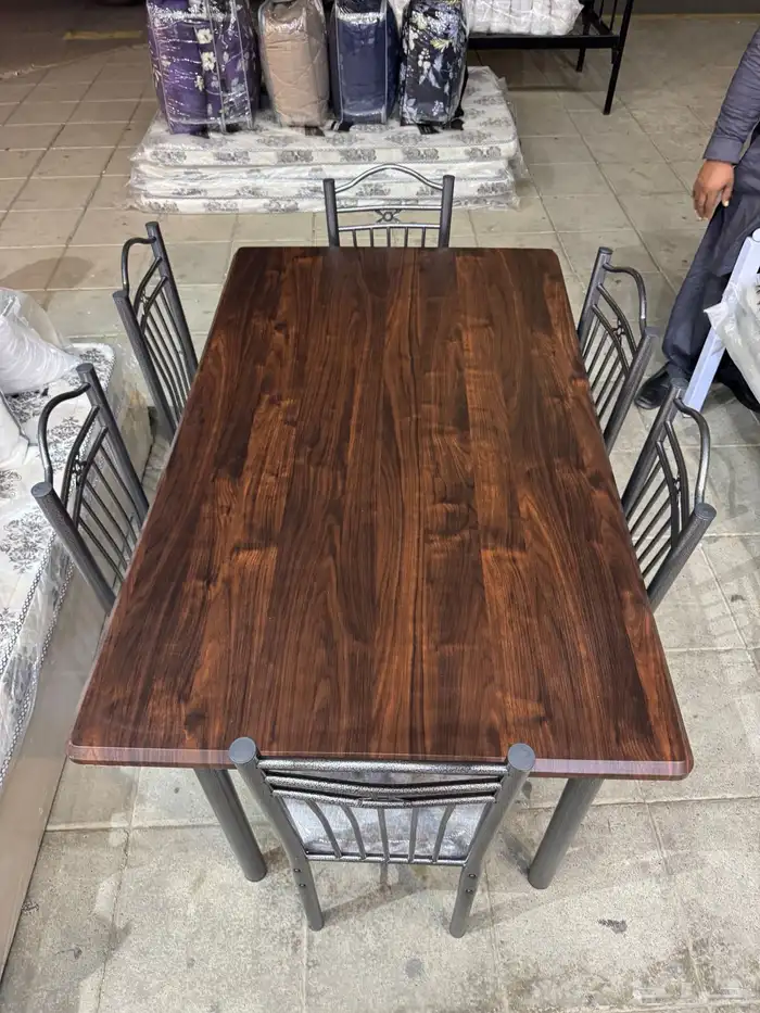 غرفة نوم كاملة  أثاث منزلي  سرير ودولاب وبطانيات 1