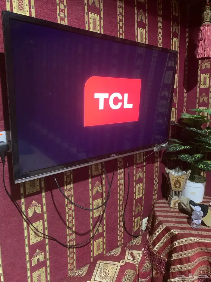 شاشة TCL للبيع 1