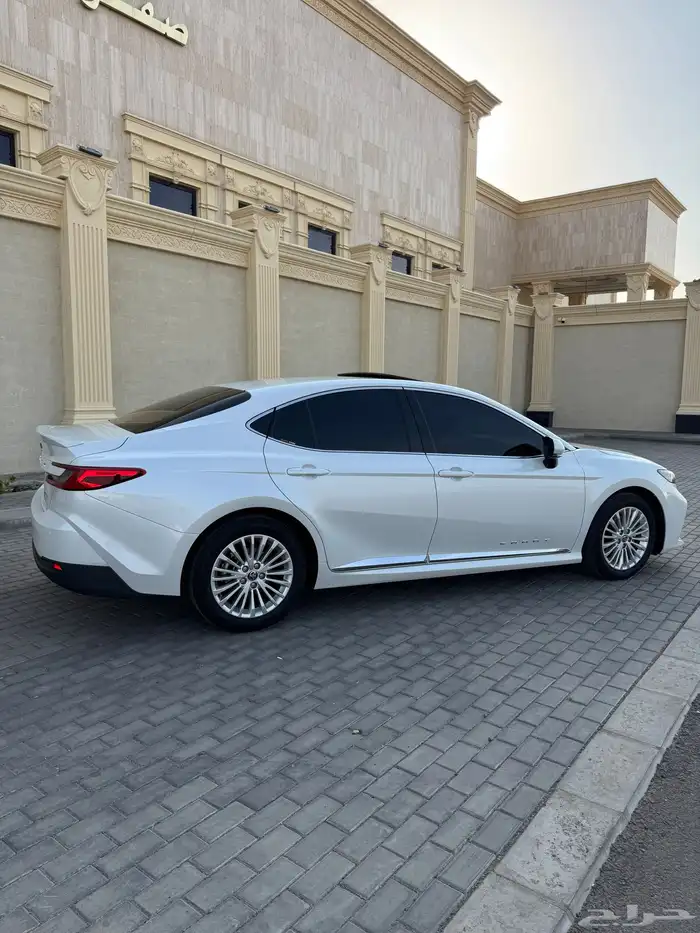 كامري 2025 LE 5
