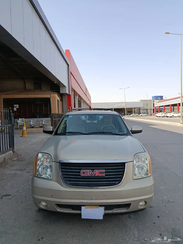 جي ام سي يوكون XL دبل موديل 2009 15