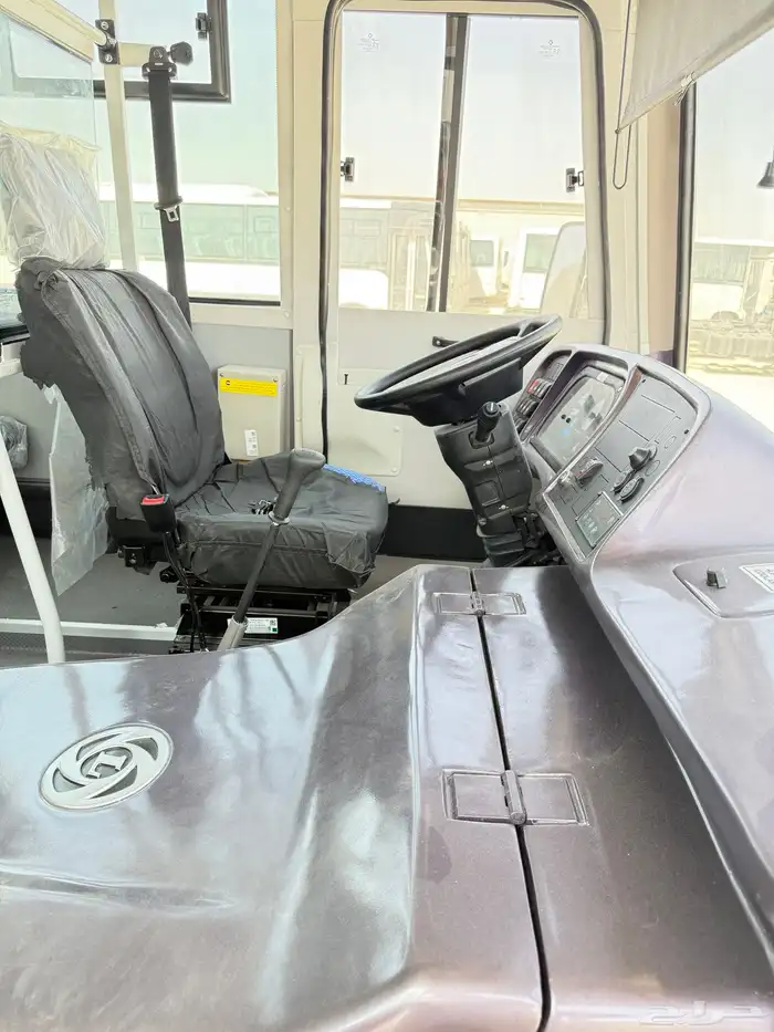 باص اشوك ليلاند 65 راكب ديزل 2026 2