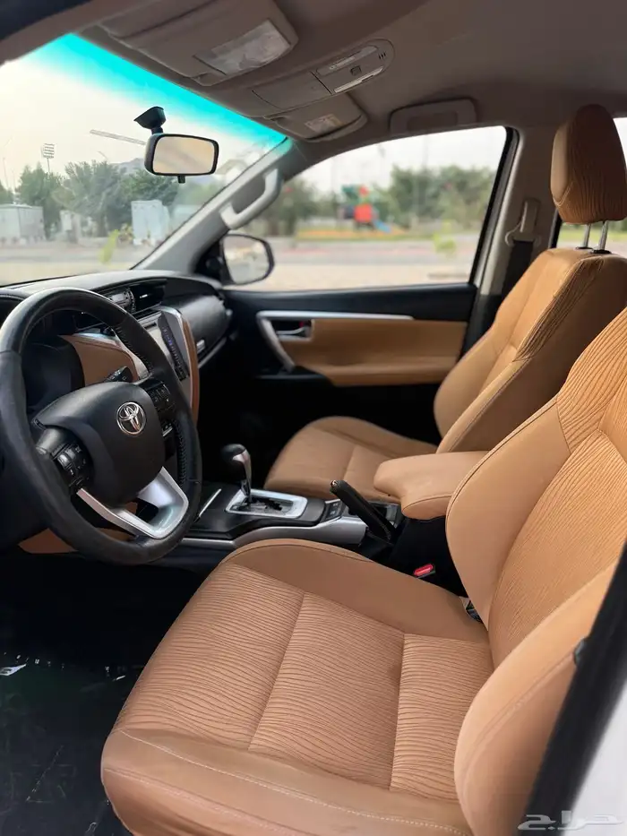 فورتشنر 2016 بدي وكاله 6سلندر اول مالك VX2شنطه كهرب 8