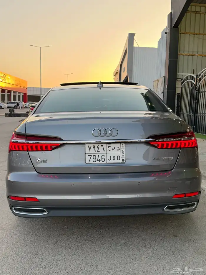 اودي A6 2020 فل كامل سعودي نظيف 4