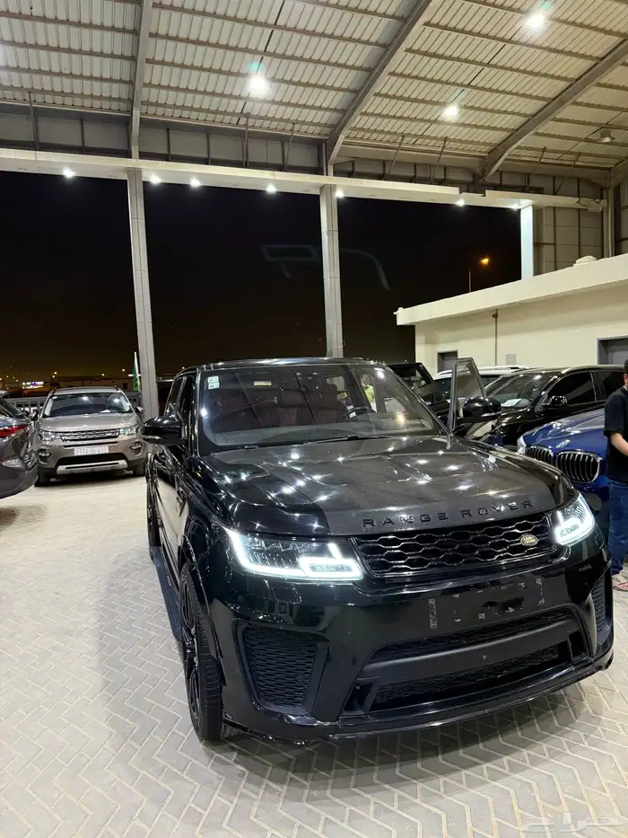 Range Rover Sport SVR Kit موديل 2017 محول 2022 1
