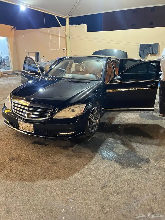 مرسيدس S500AMG موديل 2007 لون اسود ملوكي وفرش لون جملي 2