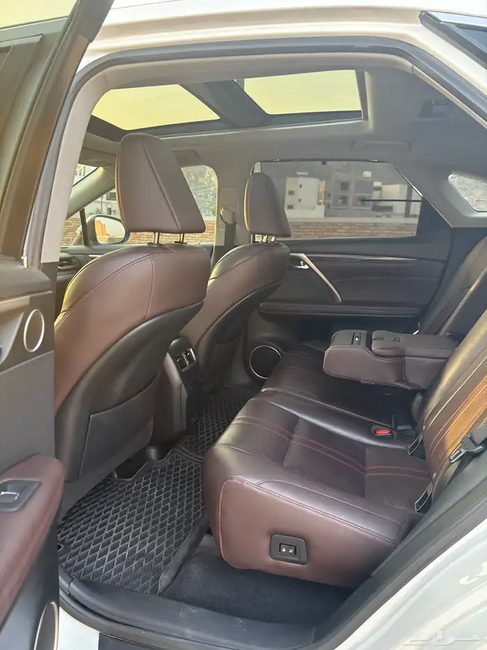 لكزس RX350 2020 4