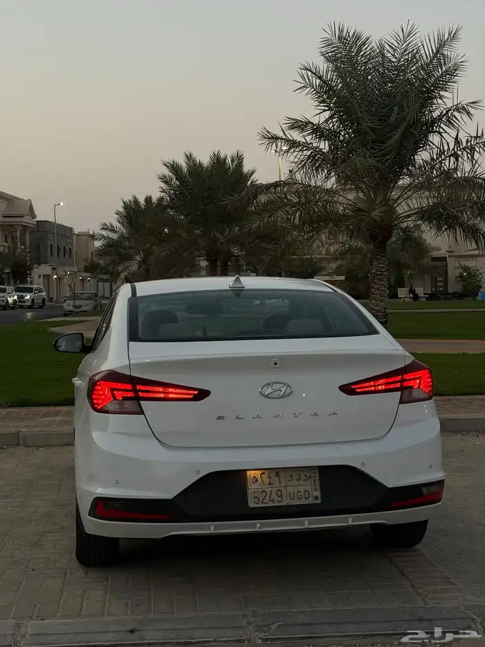 النترا هونداي 2020 نص فل 8