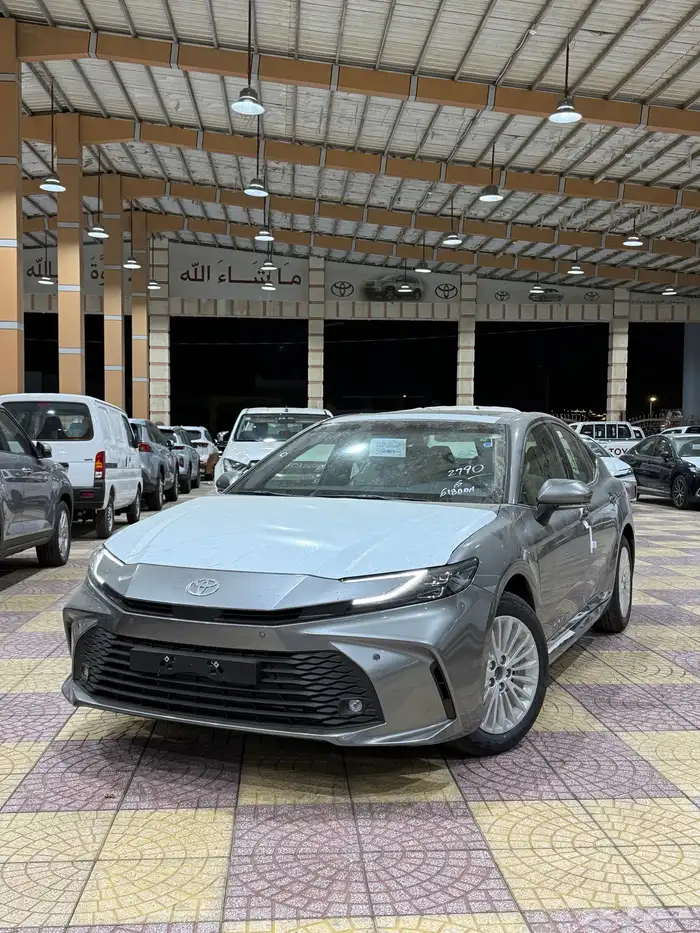 تايوتا كامري 2025 LE 0