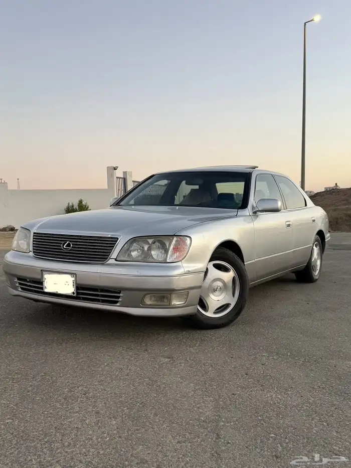 لكزس LS400 0