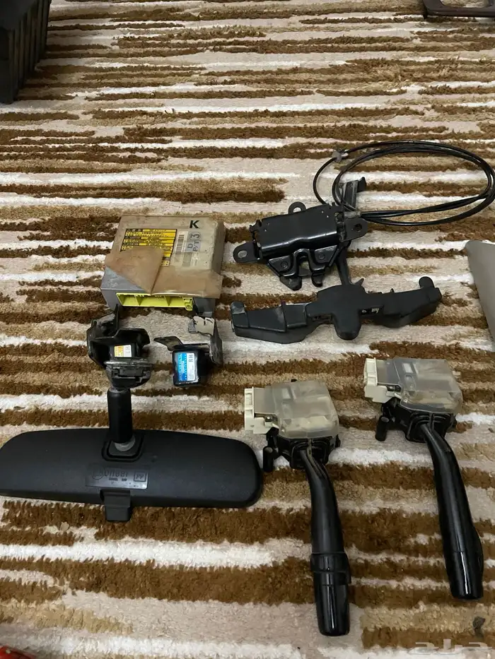 قطع كامري من مديل 2003الى 2006 12