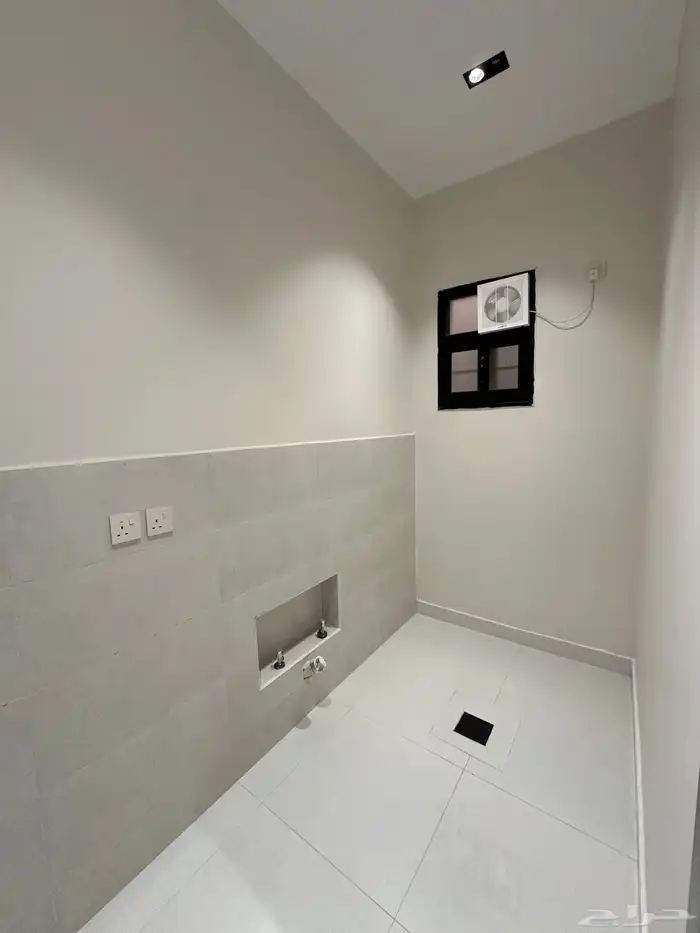 للبيع شقق علويه وارضيه مستقله تصميم مودرن-حي المعارض 580الف 11