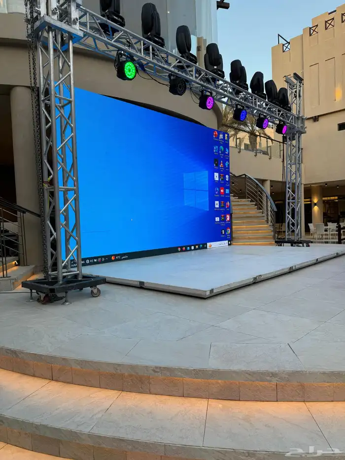 تأجير شاشات عملاقه 93