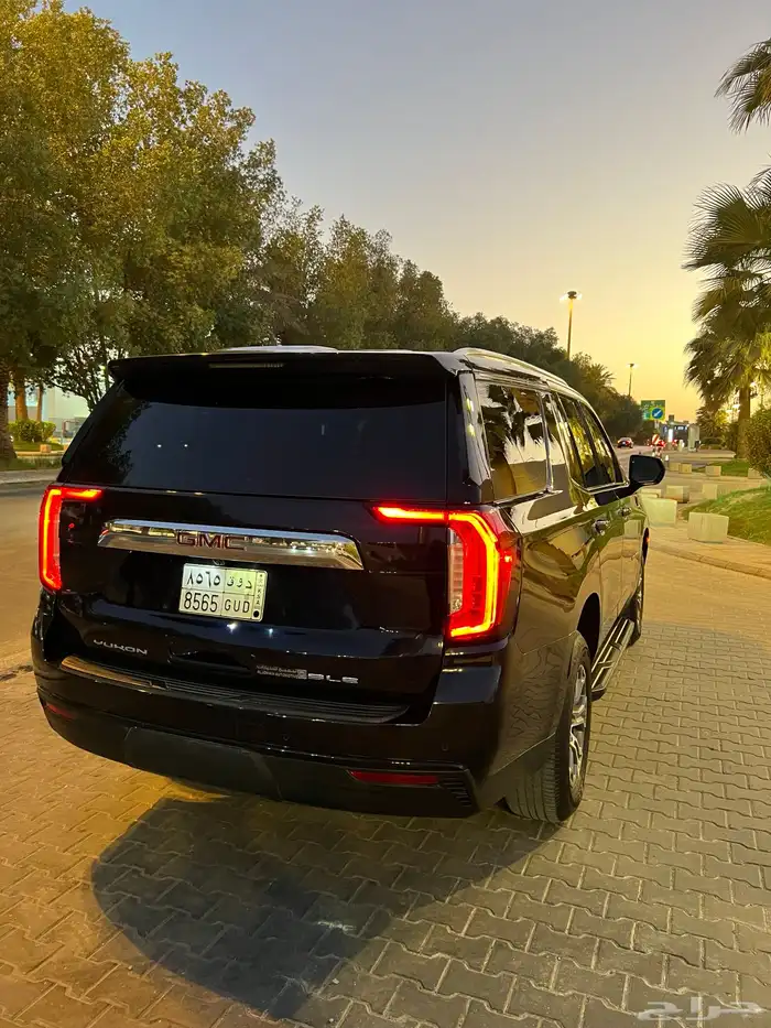 GMC YUKON 2021 SLE 2WD 2