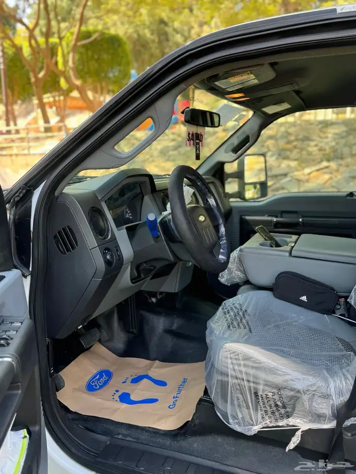 للبيع F350 موديل 2013 عداد100 الف كم 15