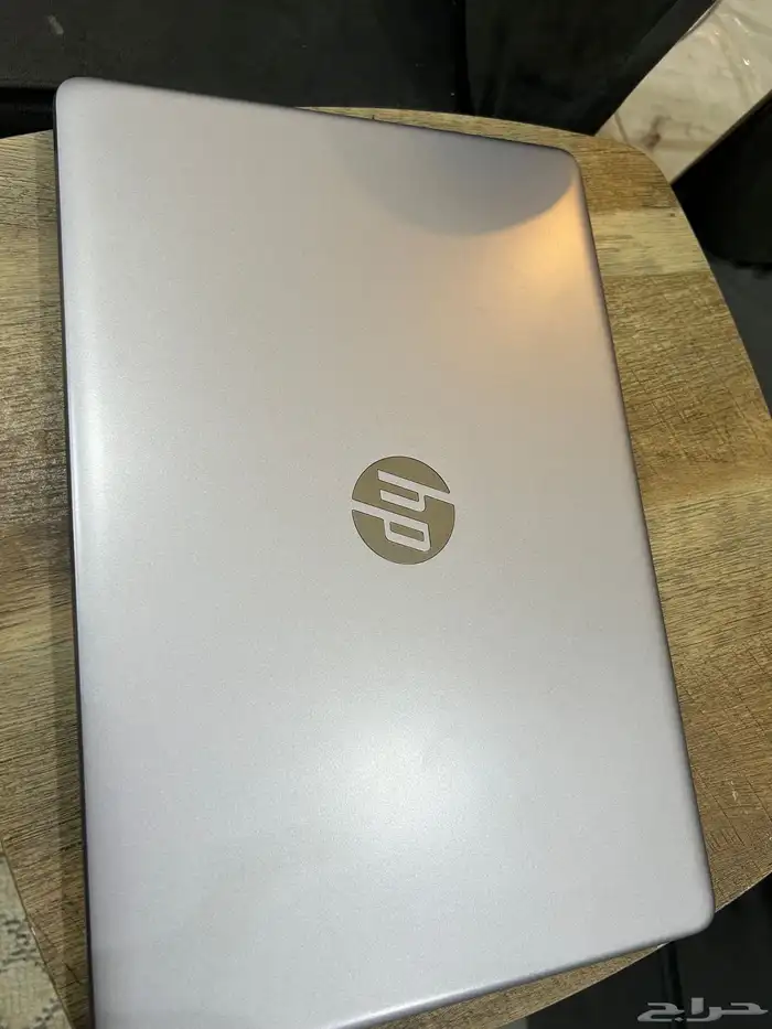 لابتوب شركه hp سبب البيع عدم الحاجه له استخدام شهر فقط 5