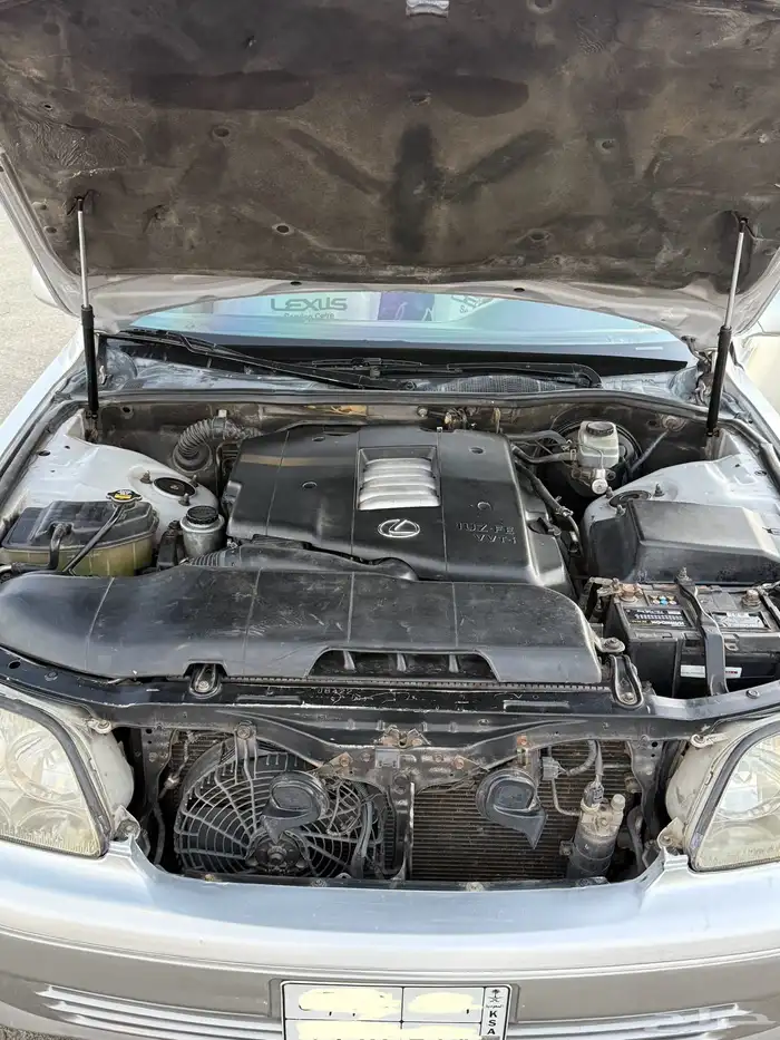 لكزس LS400 15