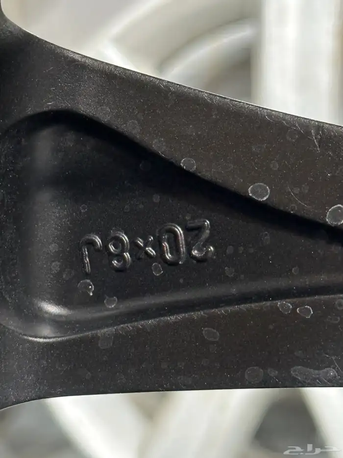 جنوط لاندكروزر 2023 مقاس 20 أصلي وكالة 18