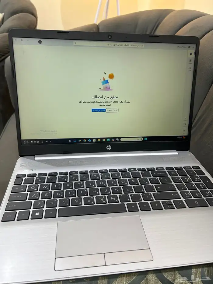 لابتوب شركه hp سبب البيع عدم الحاجه له استخدام شهر فقط 6