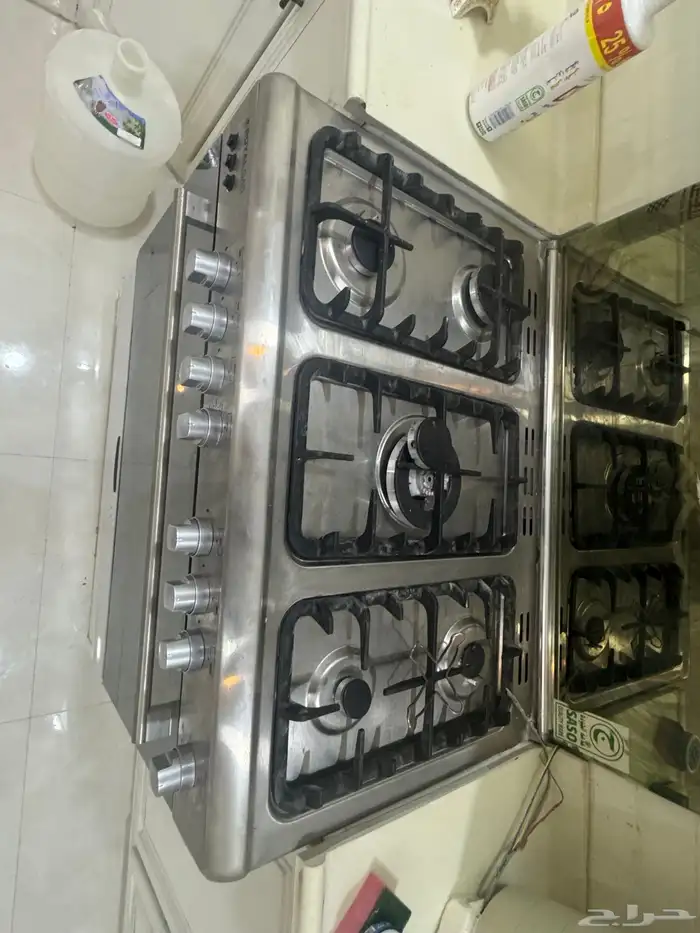 اثاث استخدام شهر 6