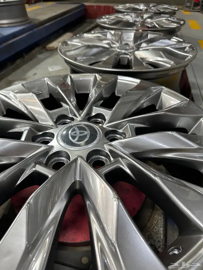 جنوط لاندكروزر 2023 مقاس 20 أصلي وكالة 10