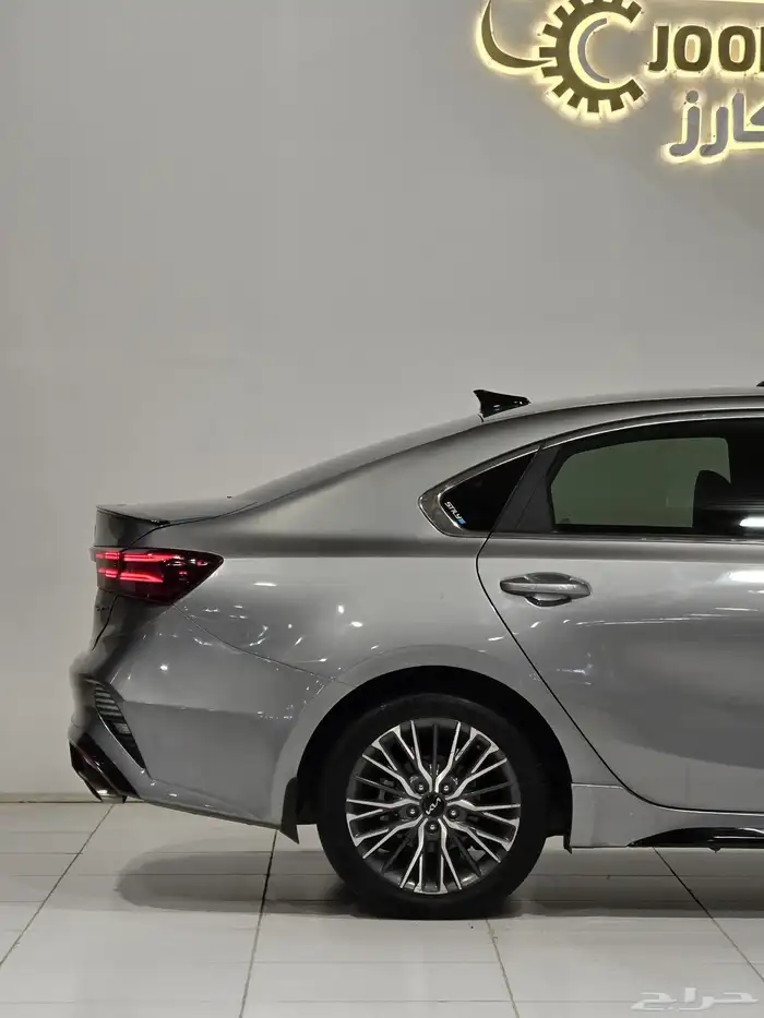 كيا سيراتو GT موديل 2022 بحاله ممتازه 9