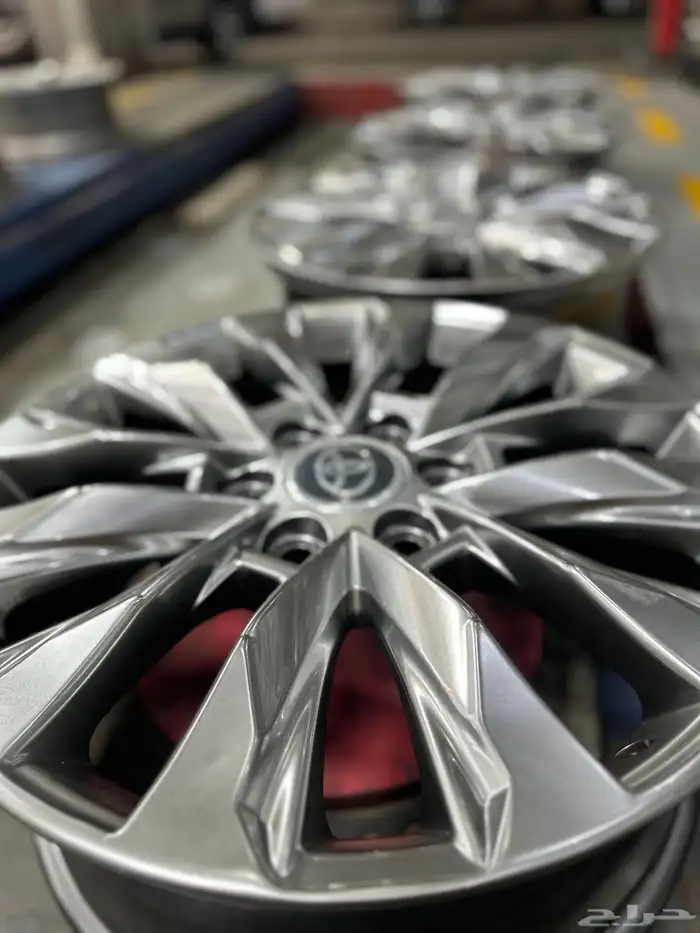 جنوط لاندكروزر 2023 مقاس 20 أصلي وكالة 11