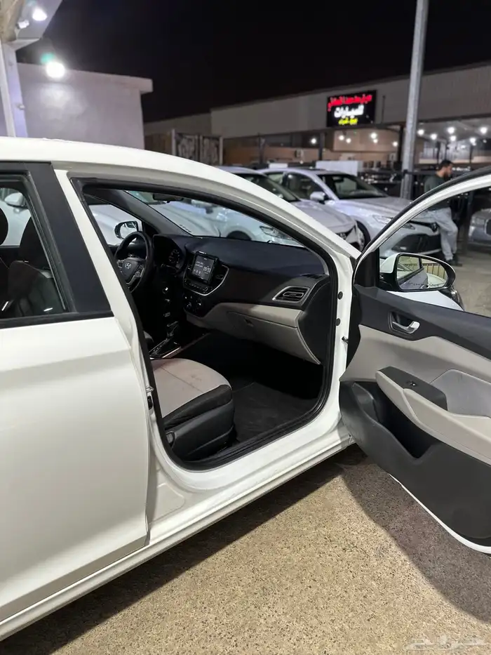 هيونداي اكسنت 2023 1.6 وكالة 28