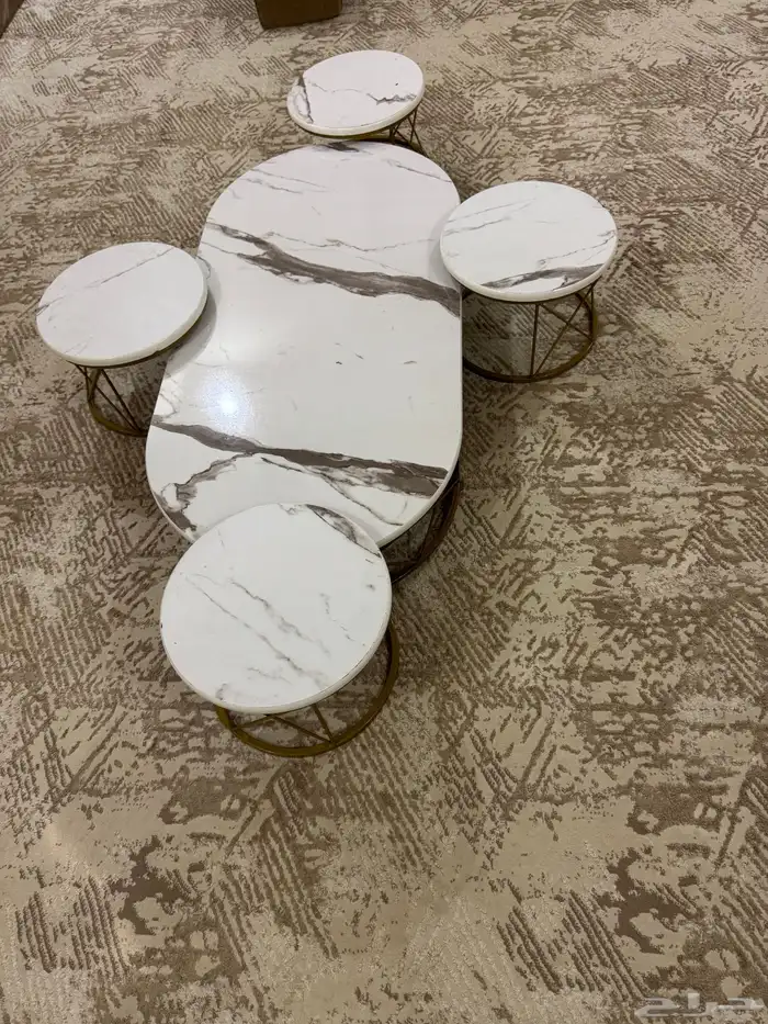 طاوله معه فرشه 4في4ونص 1