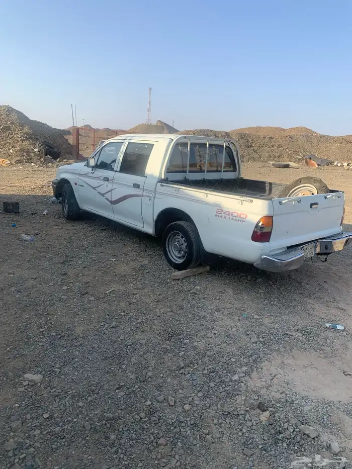 مستبيشي L200 2001 1