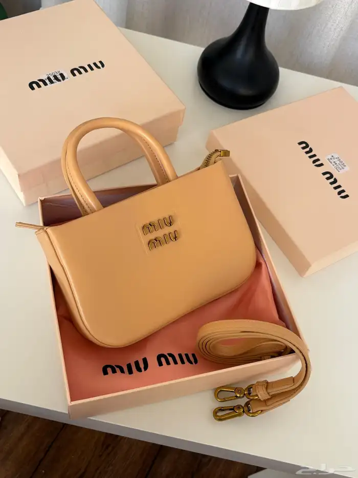 شنط هاي كواليتي ميو ميو 14