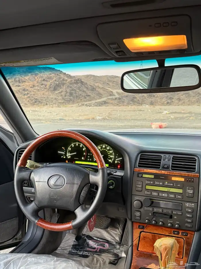 لكزس LS400 17