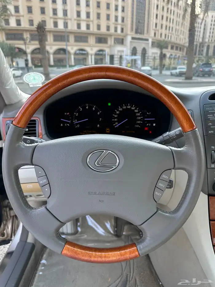 لكزس 430 2005 مخزنه 22