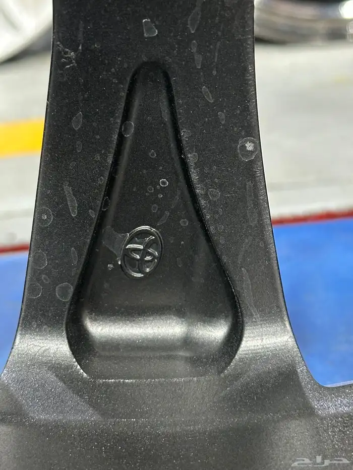 جنوط لاندكروزر 2023 مقاس 20 أصلي وكالة 13