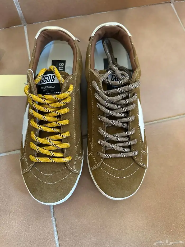 جزمه قولدن قوس Golden Goose مقاس 41 ( جديده ) 1