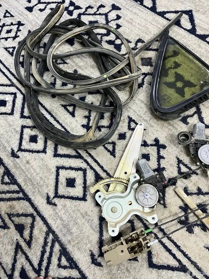 قطع غيار فور تشنر هايلوكس 2015 وتحت 1