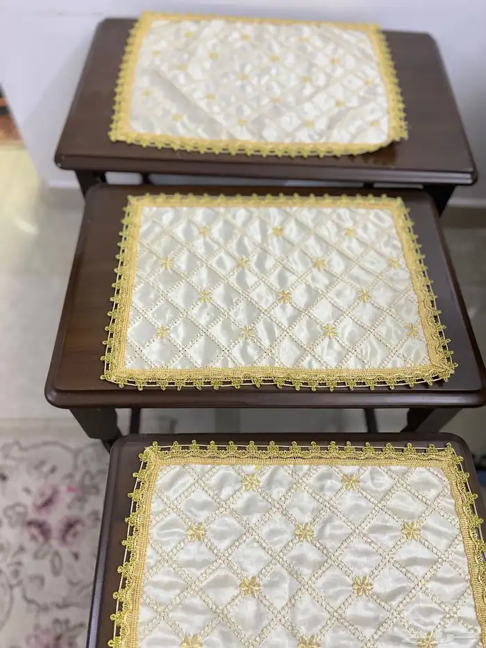 طاولة ضيافة 4 احجام 2