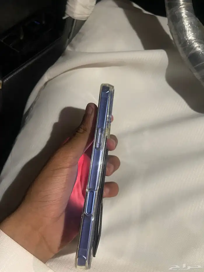 آيفون 16 بلس 128 جيجا نظيف جدا  ولله الحمد   اقبل بدل مع دفع 2