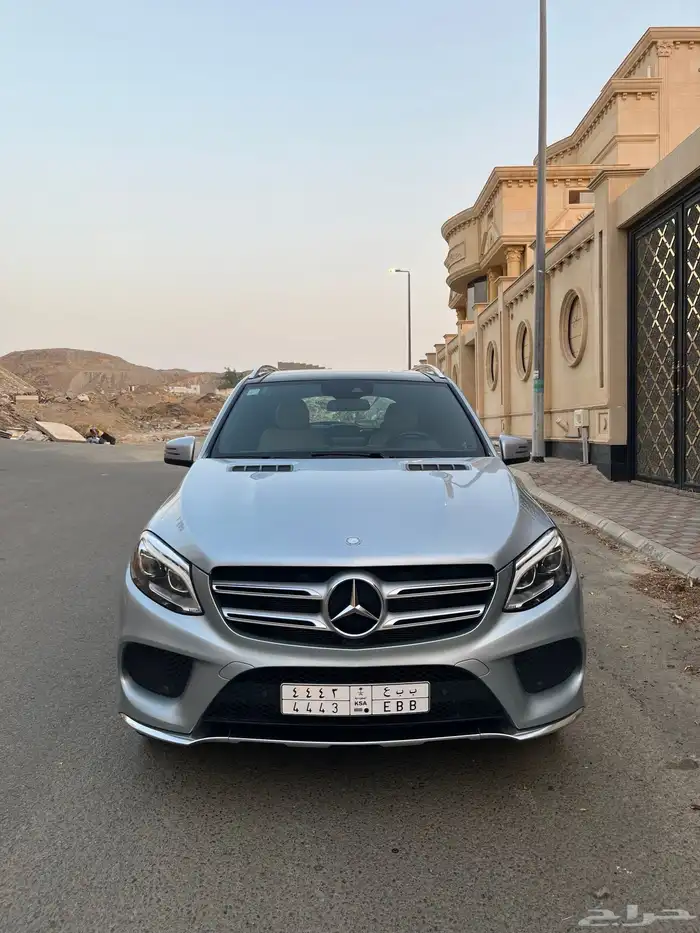 مرسيدس GLE 400 ممشى قليل 7