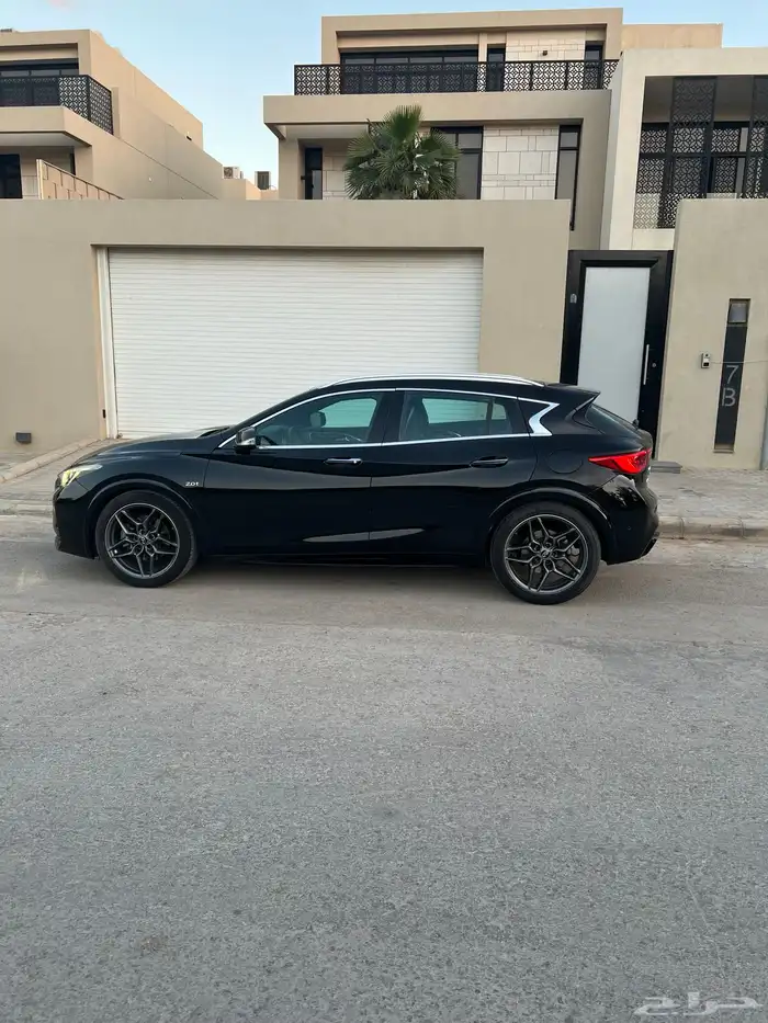 للبيع انفنتي Q30 S اعلى فئة رياضية 2017 0