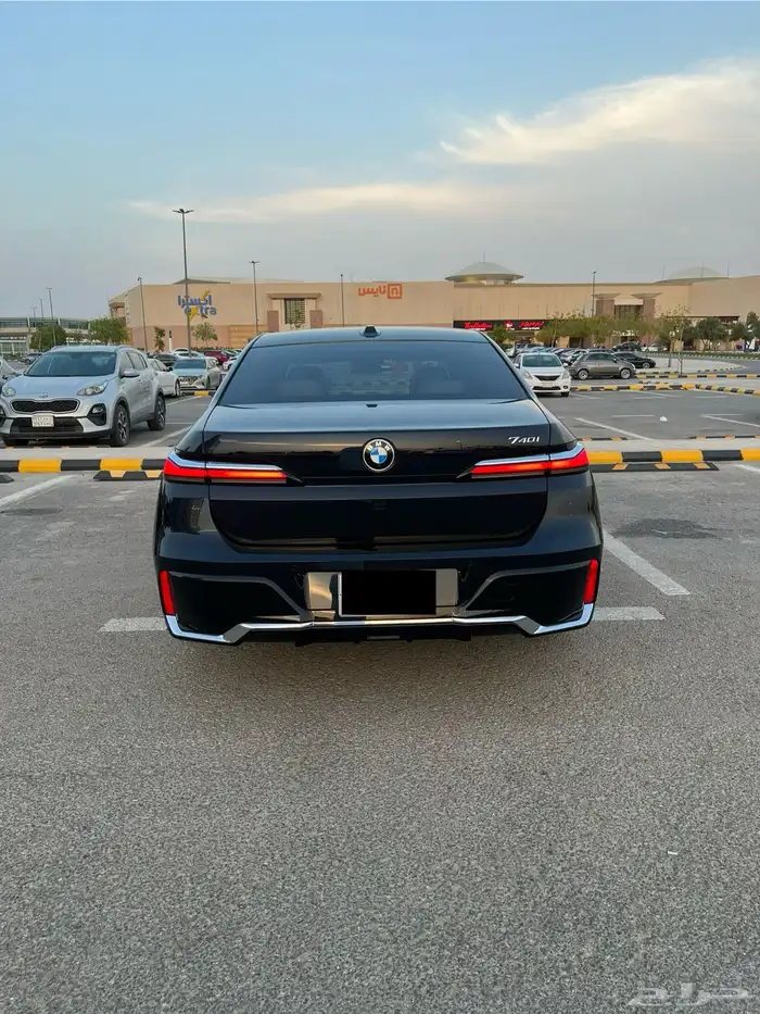 BMW 740i M kit قمة في النظافة 9