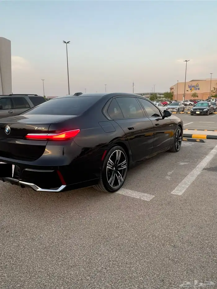 BMW 740i M kit قمة في النظافة 7