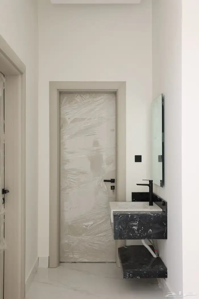 أبواب WPC الداخلية شركة باب وشباك للأبواب الداخلية 0