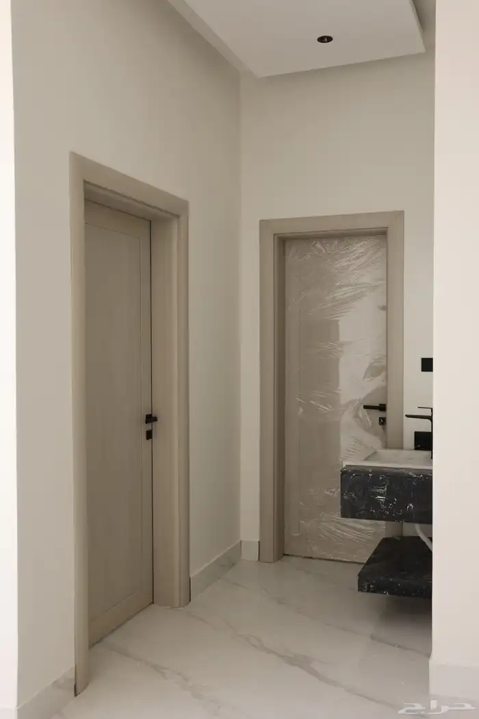 أبواب WPC الداخلية شركة باب وشباك للأبواب الداخلية 3