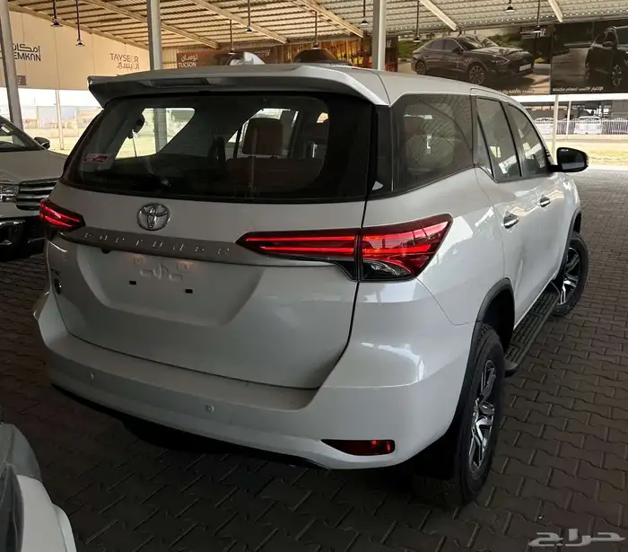 تويوتا فورتشنر بدون دبل 2025 - FORTUNER GX2 4x2 5