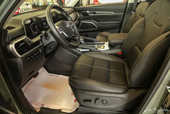 كيا تيلورايد نص فل ميد 2025 لايفوتك العرض 6