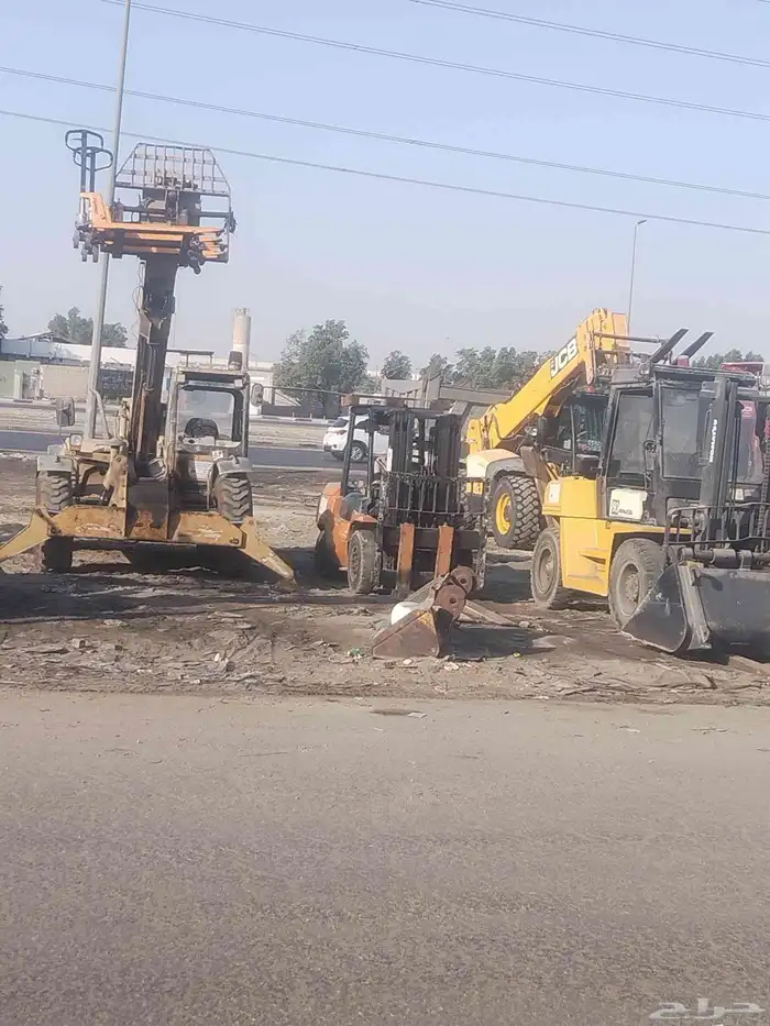 رافعات ترسكوبيه ورافعات شوكيه اجار 0