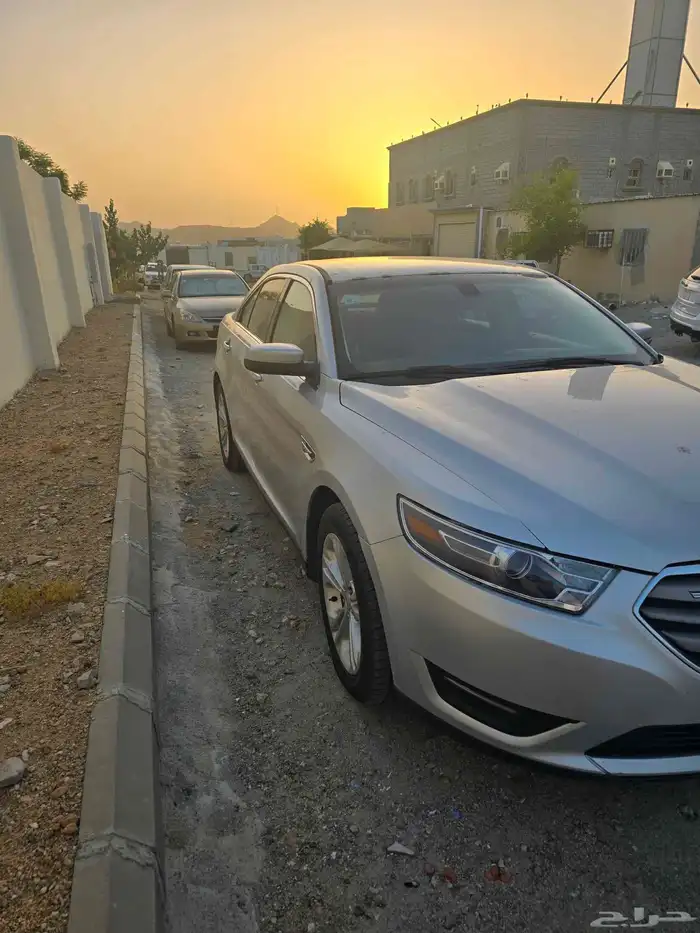 فورد تورس 2015 بيع او بدل 1