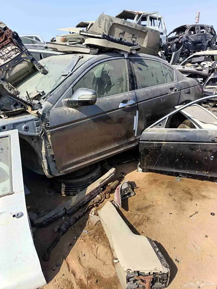 يوجد قطع غيار هواند اكورد 2008 لين 2015 2