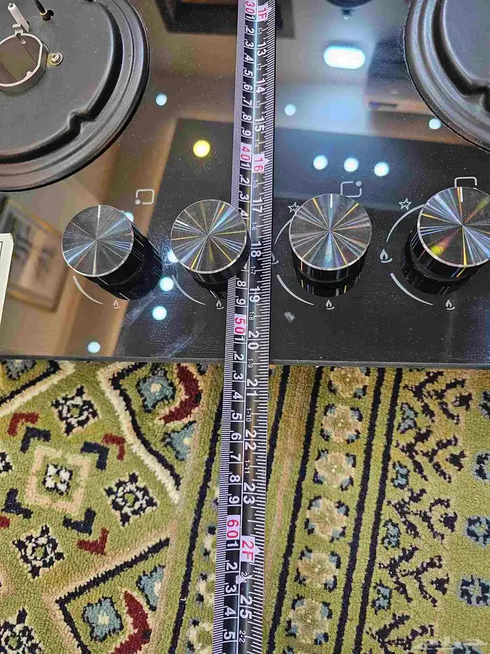 فرن سطحي 4 عيون تشغيل ذاتي 8